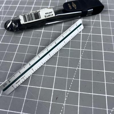 Pocket Size Engineers Scale