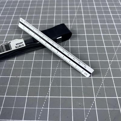 Pocket Size Engineers Scale