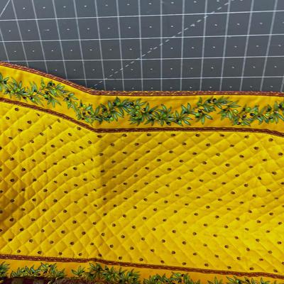 Large Selection of Table Runners and Placemats Include the Rooster Runner