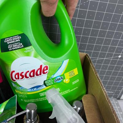 Box of Cleaning Stuff 