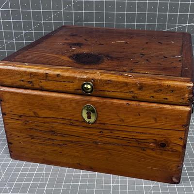 Awesome Wood Keepsake Box