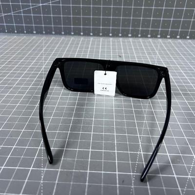 LOC's Sunglasses NEW 