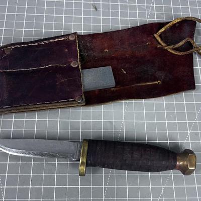 Hand Made Hunting Knife with Stacked Leather Handle