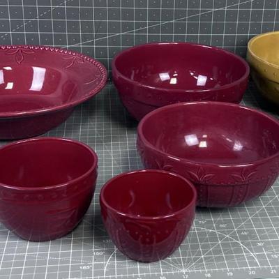 Three SORRENTO Mixing Bowls and Serving Bowl 