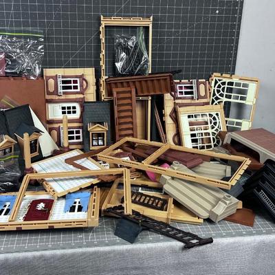 Victorian PLAYMOBIL Mansion - Large Doll House, Plastic, VINTAGE 