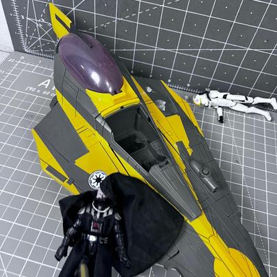 STAR WARS Ships and Figures 