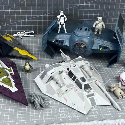 STAR WARS Ships and Figures 