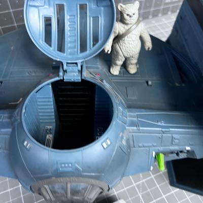 STAR WARS Ships and Figures 