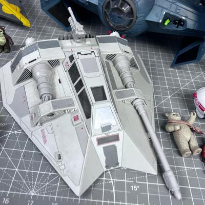 STAR WARS Ships and Figures 