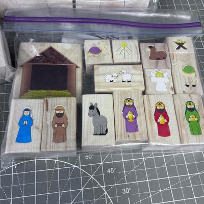 3 Nativity BLOCK SETS 
