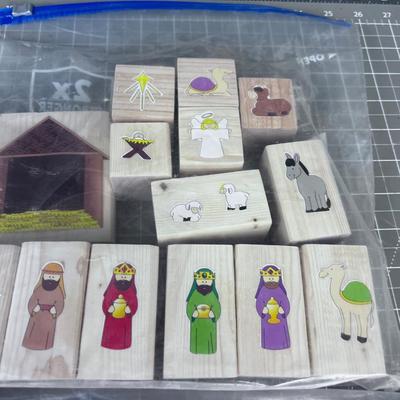 3 Nativity BLOCK SETS 