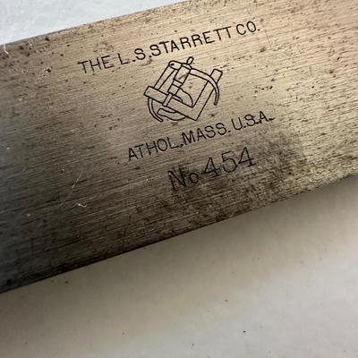 Starrett 0-12” Height Gage