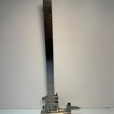 Starrett 0-12” Height Gage