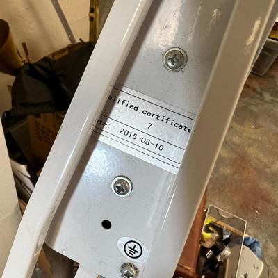 Working rolling magnifing work light