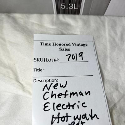 NOS Chefman Hot water pot