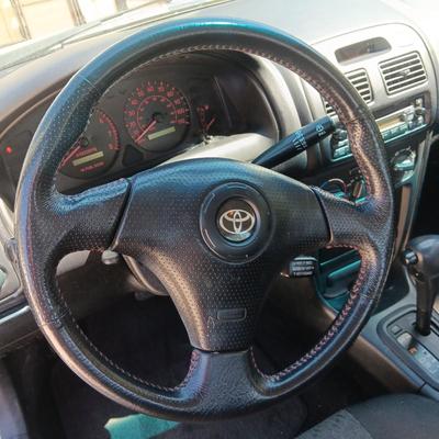 '01 TOYOTA COROLLA SEDAN 4 DOOR, AUTOMATIC