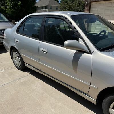 '01 TOYOTA COROLLA SEDAN 4 DOOR, AUTOMATIC
