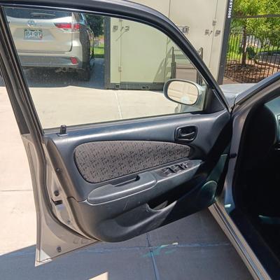 '01 TOYOTA COROLLA SEDAN 4 DOOR, AUTOMATIC