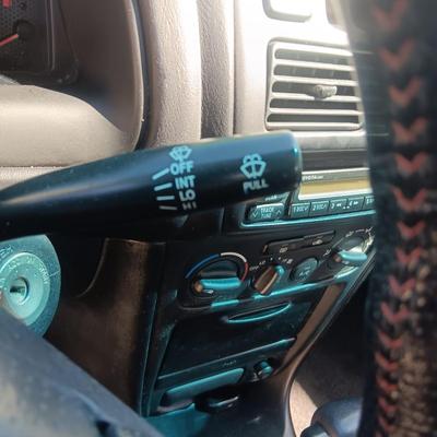 '01 TOYOTA COROLLA SEDAN 4 DOOR, AUTOMATIC