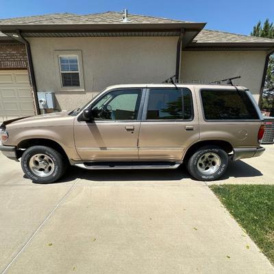 '96 FORD EXPLORER SPORT UTILITY 4WD