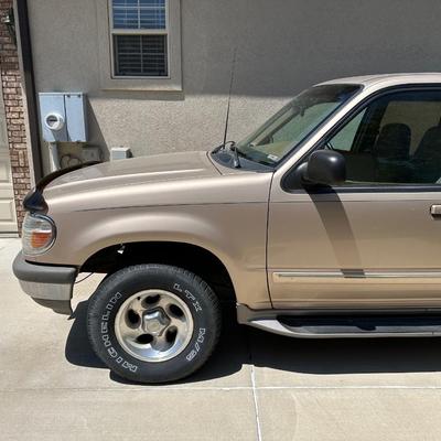 '96 FORD EXPLORER SPORT UTILITY 4WD