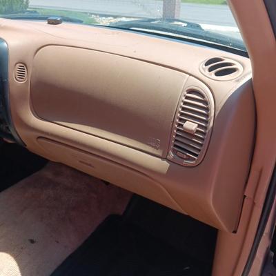 '96 FORD EXPLORER SPORT UTILITY 4WD