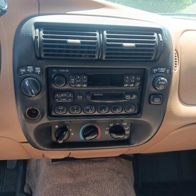 '96 FORD EXPLORER SPORT UTILITY 4WD