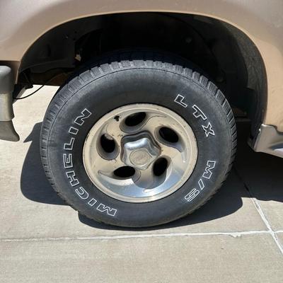 '96 FORD EXPLORER SPORT UTILITY 4WD