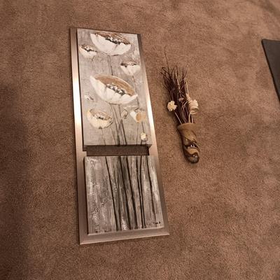 METAL FRAMED WRAPPED CANVAS AND BLOWN GLASS WALL POCKET