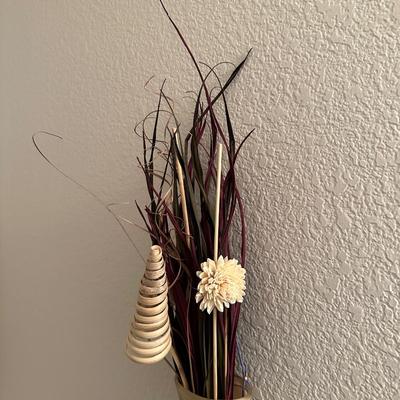 METAL FRAMED WRAPPED CANVAS AND BLOWN GLASS WALL POCKET