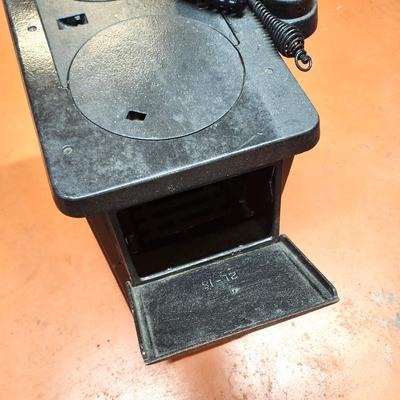 Lot #126 Antique Vernois No. 2 Cast Iron Wood Stove