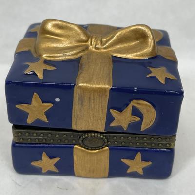 Ceramic Trinket Box Figural Wrapped Present Blue & Gold