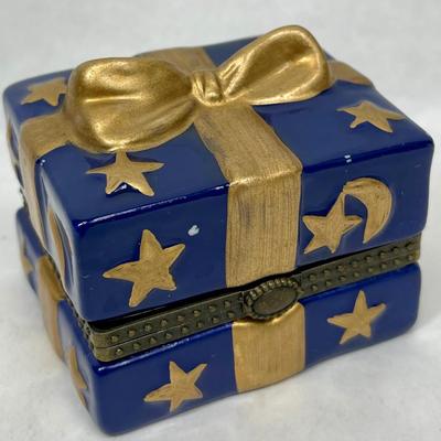 Ceramic Trinket Box Figural Wrapped Present Blue & Gold