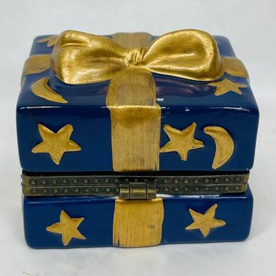 Ceramic Trinket Box Figural Wrapped Present Blue & Gold