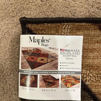 2 NEW MAPLES ACCENT RUGS