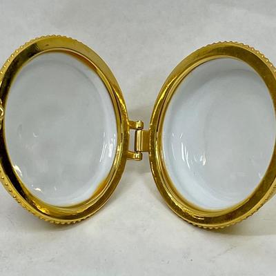 Yellow Ceramic Butterfly Trinket Box Pill Case Snuff box