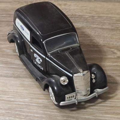 1935 Ford Sedan Delivery