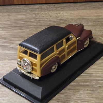 1948 Ford Woody