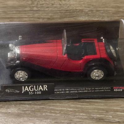 Jaguar SS 100 in a Case