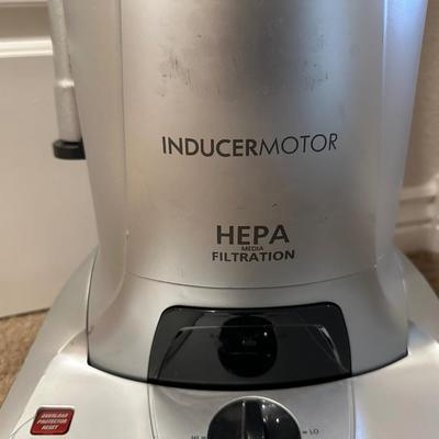 KENMORE ALL FLOORS VACUUM W/DIRT SENSOR AND HEPA FILTRATION PLUS REPLACEMENT BAGS