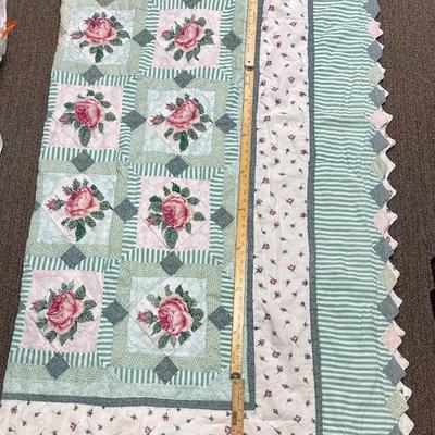 Vintage Quilt pink roses and green & White lattice design