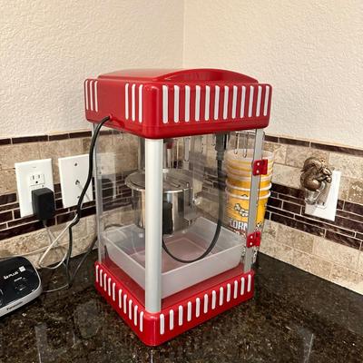 ELITE COUNTERTOP POPCORN MAKER AND CUPS