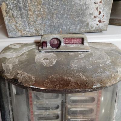 Lot #136 Seebring 200 Wall O Matic Coin Operated Juke Box - needs restoration