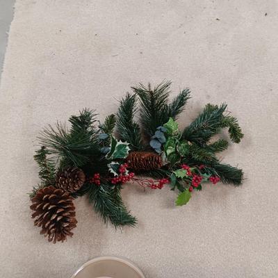 FAUX DECORATIVE EVERGREEN IN A TOTE