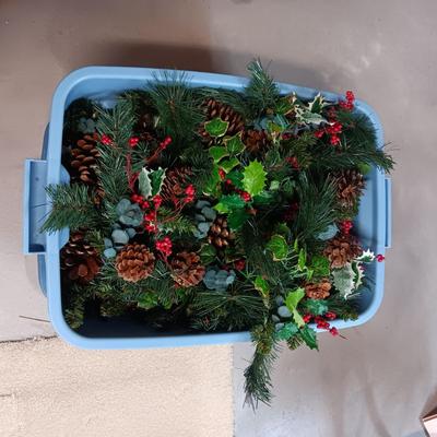 FAUX DECORATIVE EVERGREEN IN A TOTE