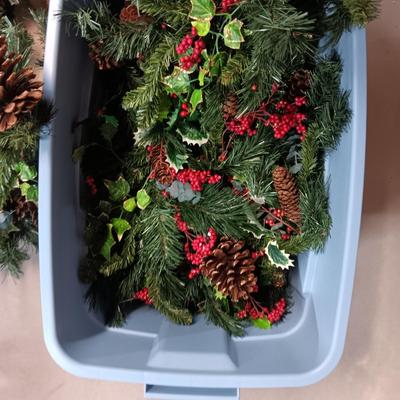 FAUX DECORATIVE EVERGREEN IN A TOTE