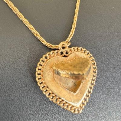 14 k Gold and pearl heart pendant and chain 20 in