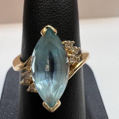 14 k Gold Diamond Emerald Ring