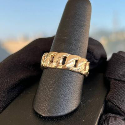14 k Gold Ring size 11