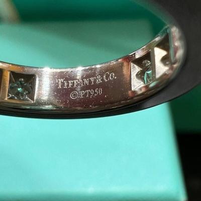 Tiffinay silver ring